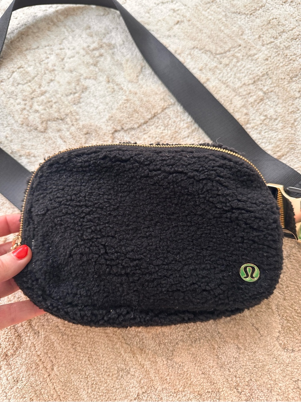 Lululemon Everywhere Belt Bag Fleece Sherpa Black Gold Hardware NWOT